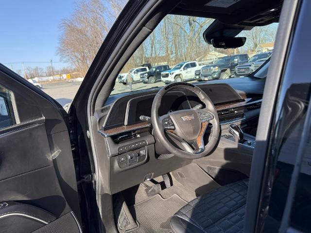 2022 Cadillac Escalade ESV Vehicle Photo in CHICOPEE, MA 01020-5001