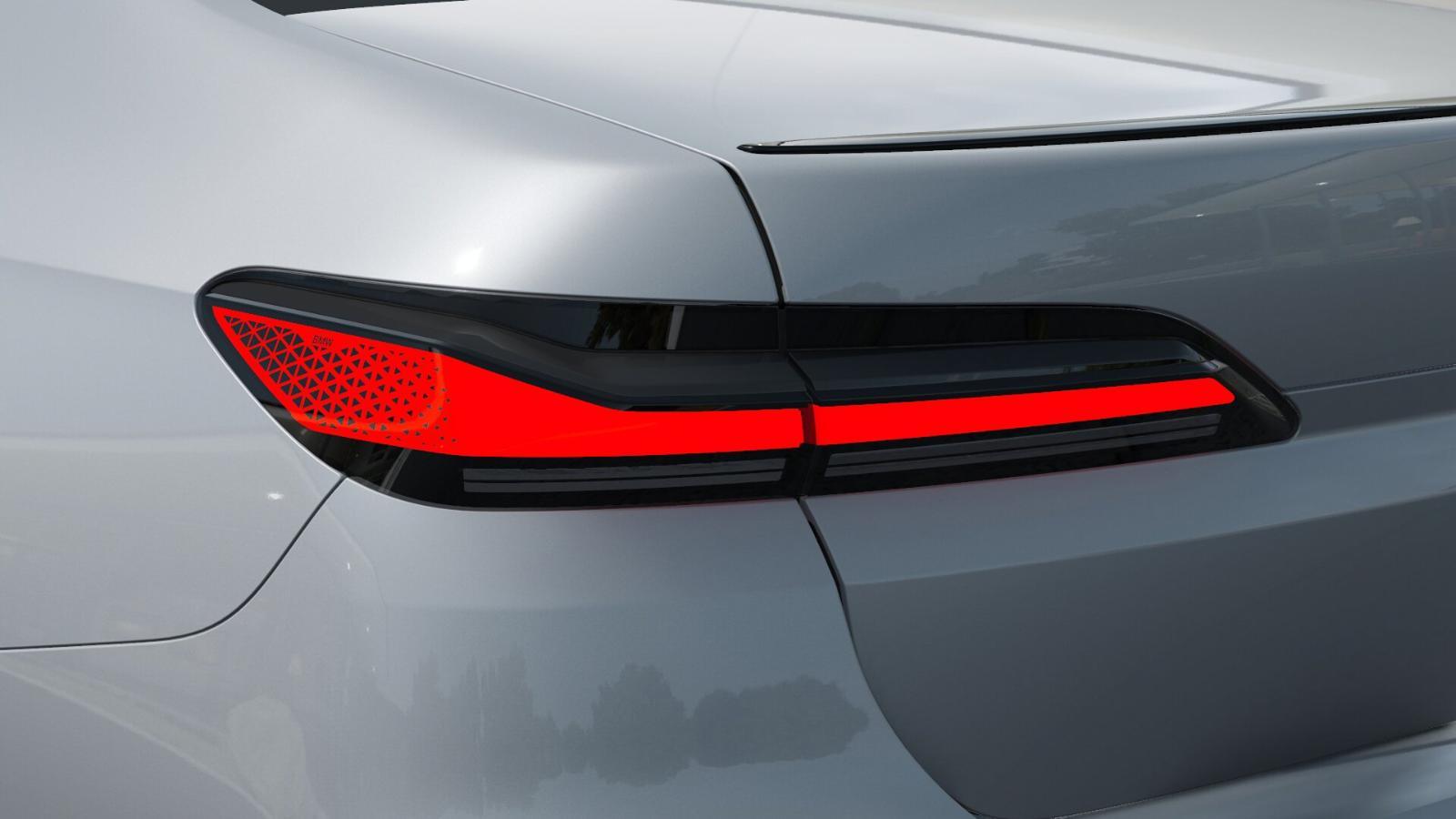 2025 BMW 740i Vehicle Photo in GRAPEVINE, TX 76051
