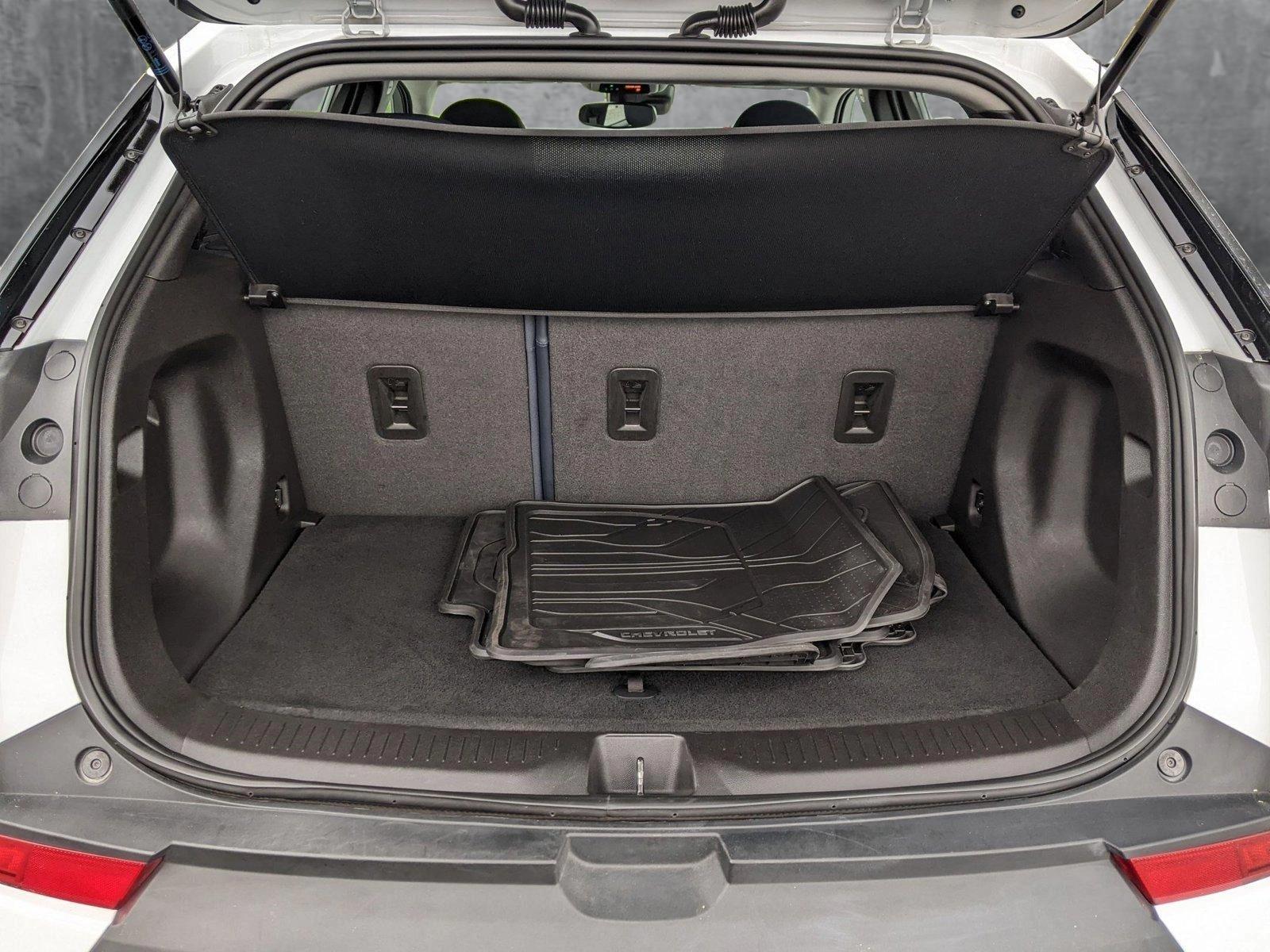 2022 Chevrolet Bolt EUV Vehicle Photo in TIMONIUM, MD 21093-2300