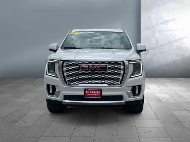 Used 2021 GMC Yukon XL Denali with VIN 1GKS2JKLXMR207579 for sale in Clinton, IA