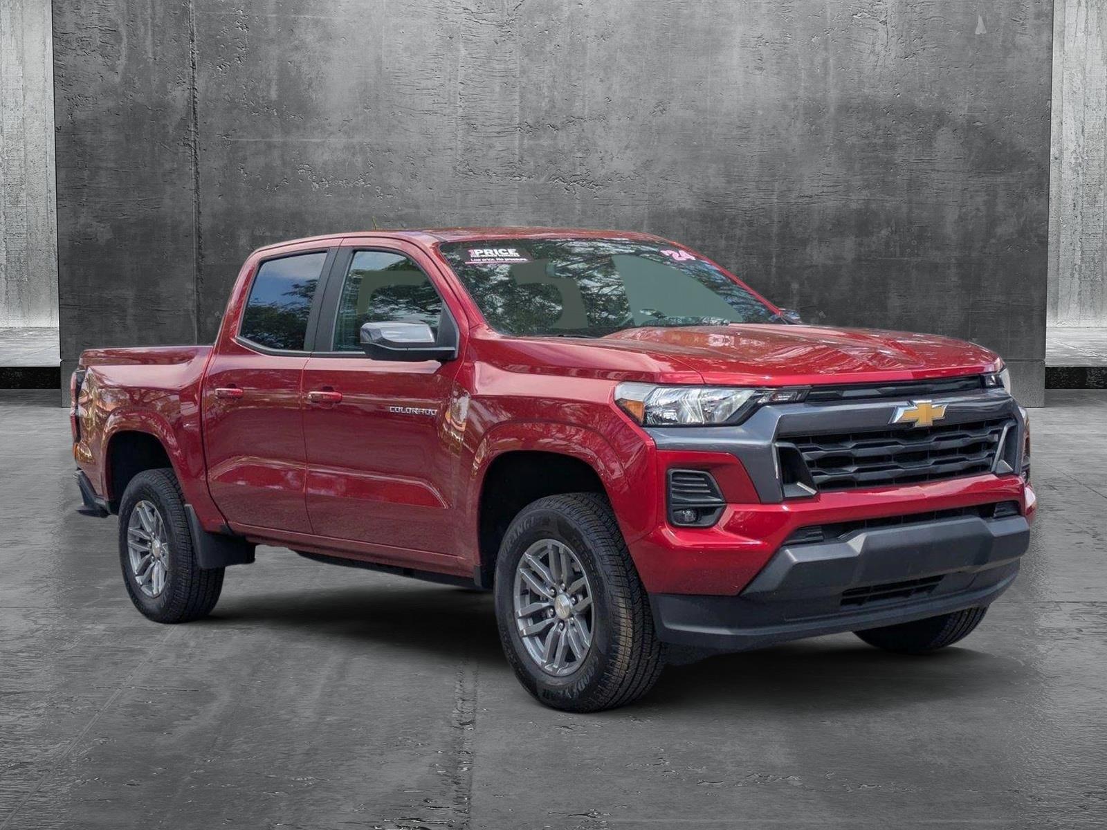 2024 Chevrolet Colorado Vehicle Photo in GREENACRES, FL 33463-3207