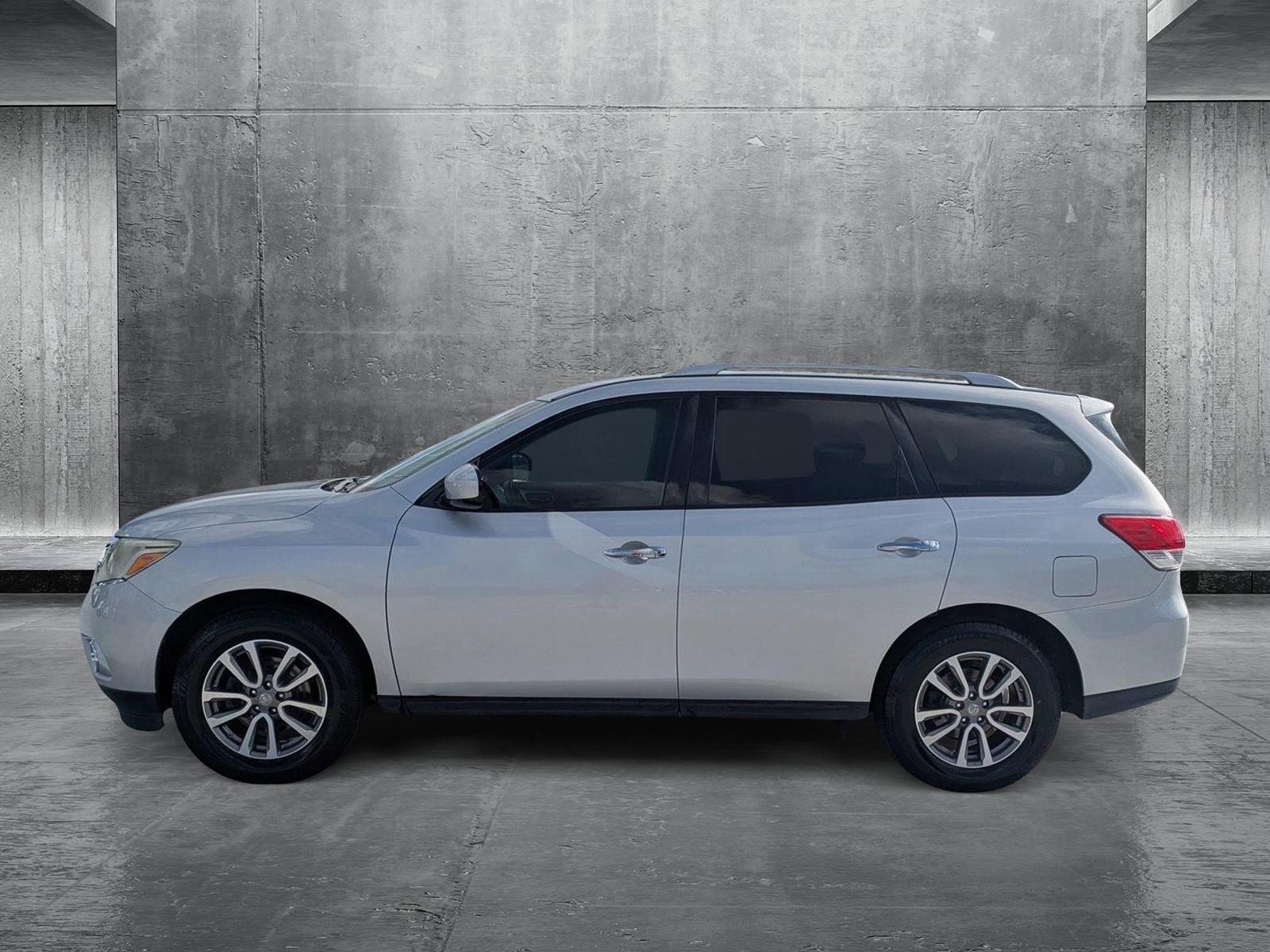 2016 Nissan Pathfinder Vehicle Photo in WEST PALM BEACH, FL 33407-3296
