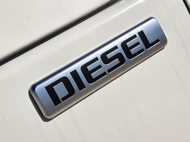2024 Chevrolet 4500 HD LCF Diesel Vehicle Photo in LEWISVILLE, TX 75067