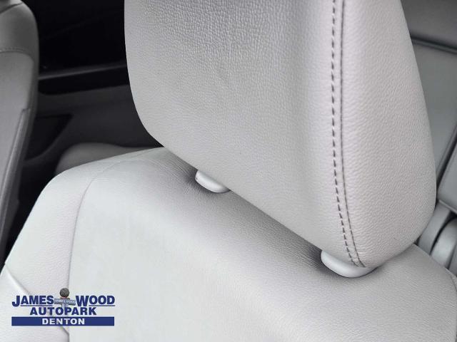 2021 Honda Pilot Vehicle Photo in DENTON, TX 76210-9321