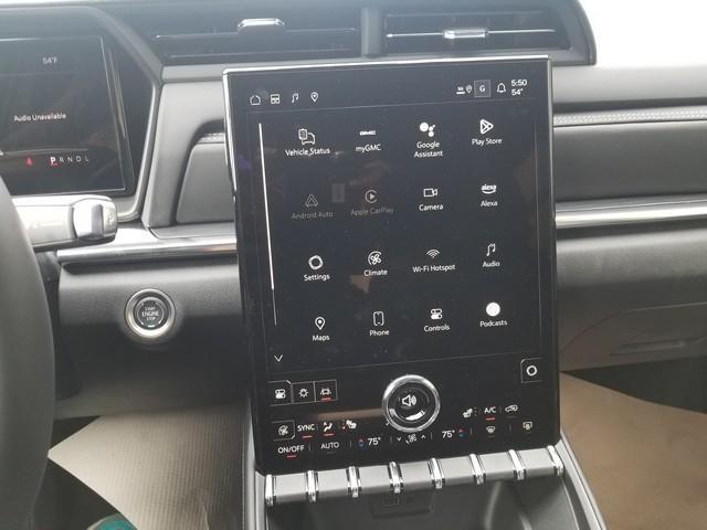 2025 GMC Terrain Vehicle Photo in ELYRIA, OH 44035-6349