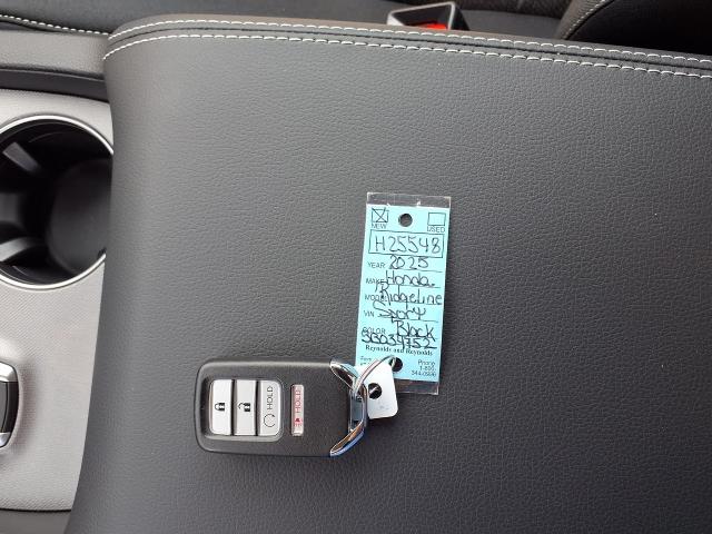 2025 Honda Ridgeline Vehicle Photo in Oshkosh, WI 54904
