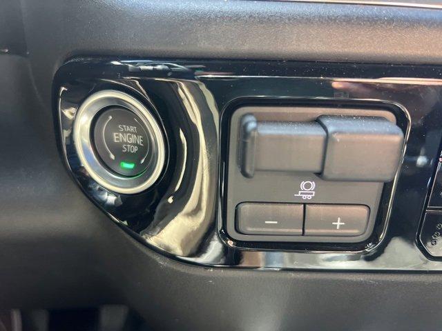 2025 Chevrolet Silverado 1500 Vehicle Photo in MILFORD, OH 45150-1684