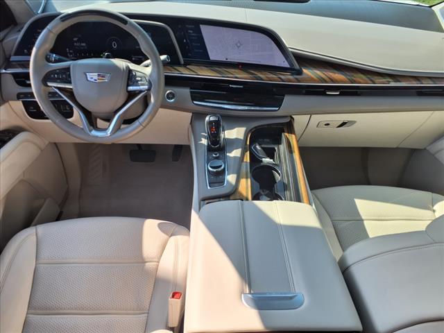 2023 Cadillac Escalade Vehicle Photo in SMITHTOWN, NY 11787-5023