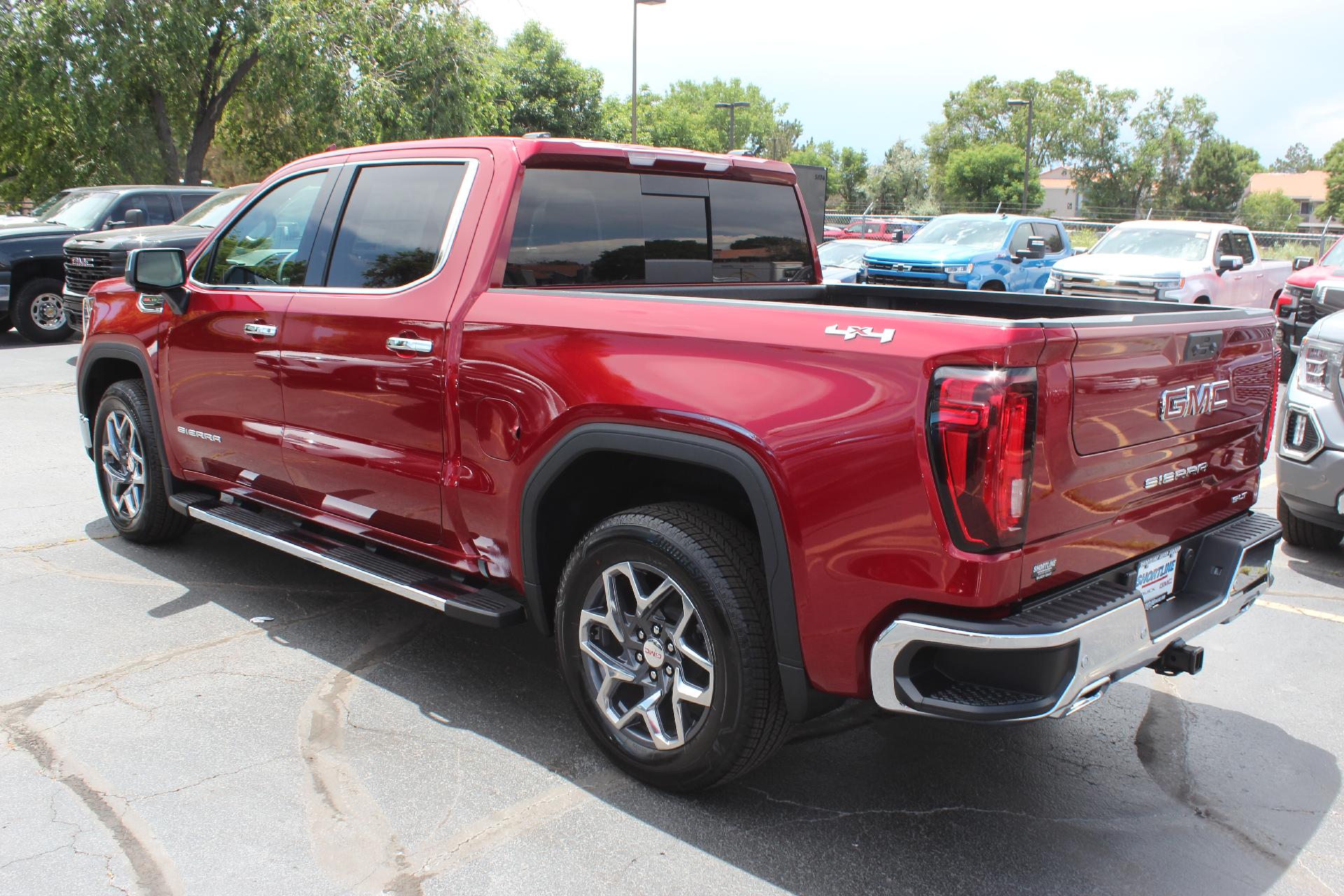 2025 GMC Sierra 1500 Vehicle Photo in AURORA, CO 80012-4011