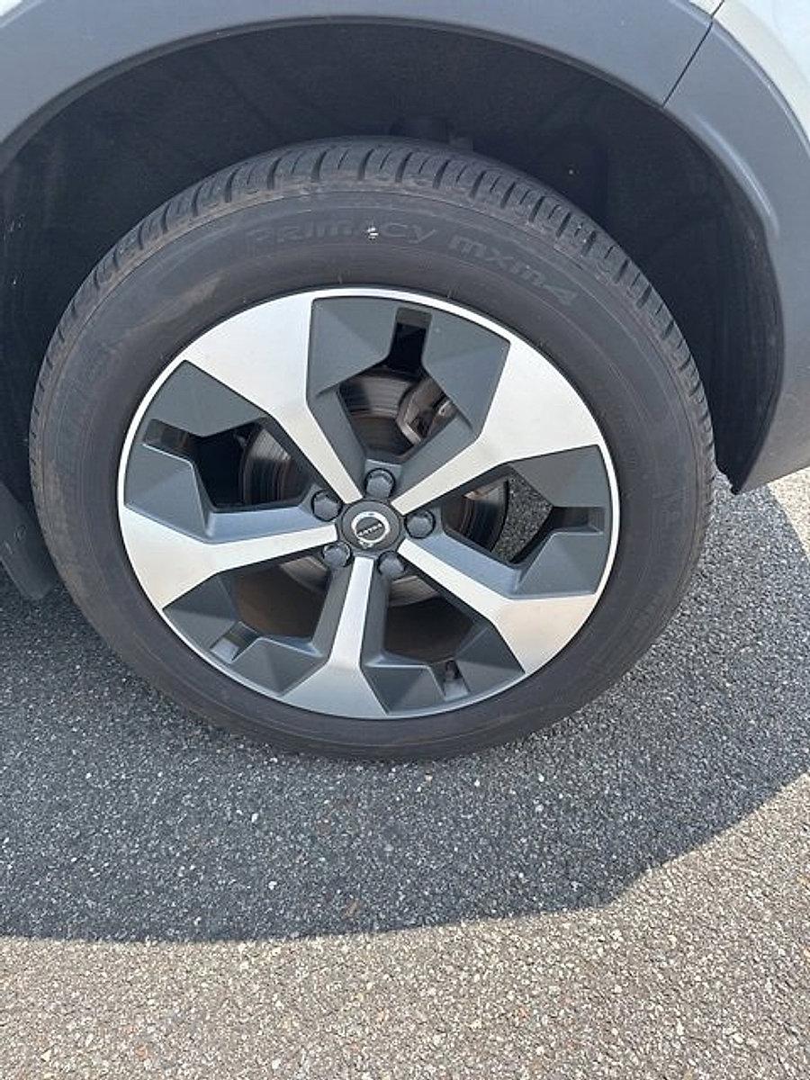 2023 Volvo XC40 Vehicle Photo in Trevose, PA 19053