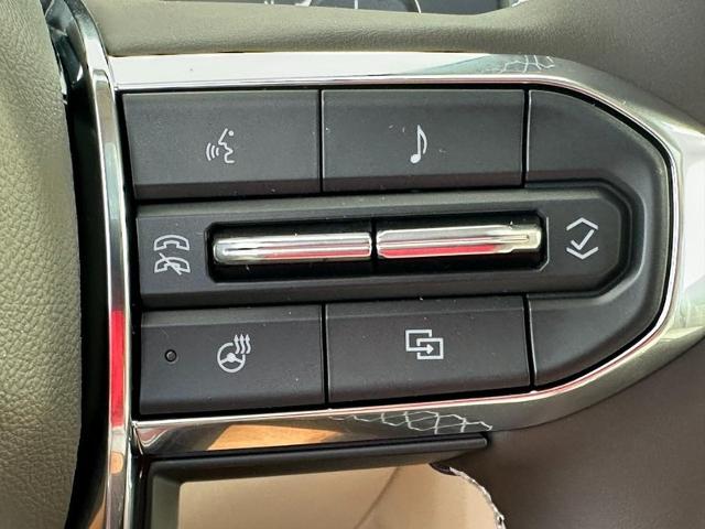 2025 GMC Acadia Vehicle Photo in COLUMBIA, MO 65203-3903