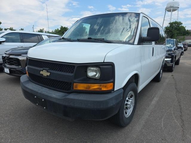 2014 Chevrolet Express Passenger Vehicle Photo in ENGLEWOOD, CO 80113-6708