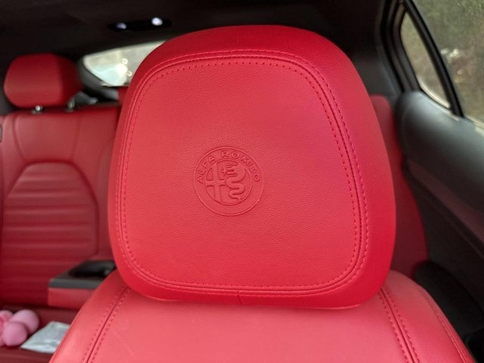 2022 Alfa Romeo Stelvio Vehicle Photo in Willow Grove, PA 19090