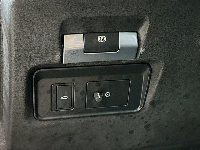 2023 Discovery Sport Vehicle Photo in Doylsetown, PA 18901