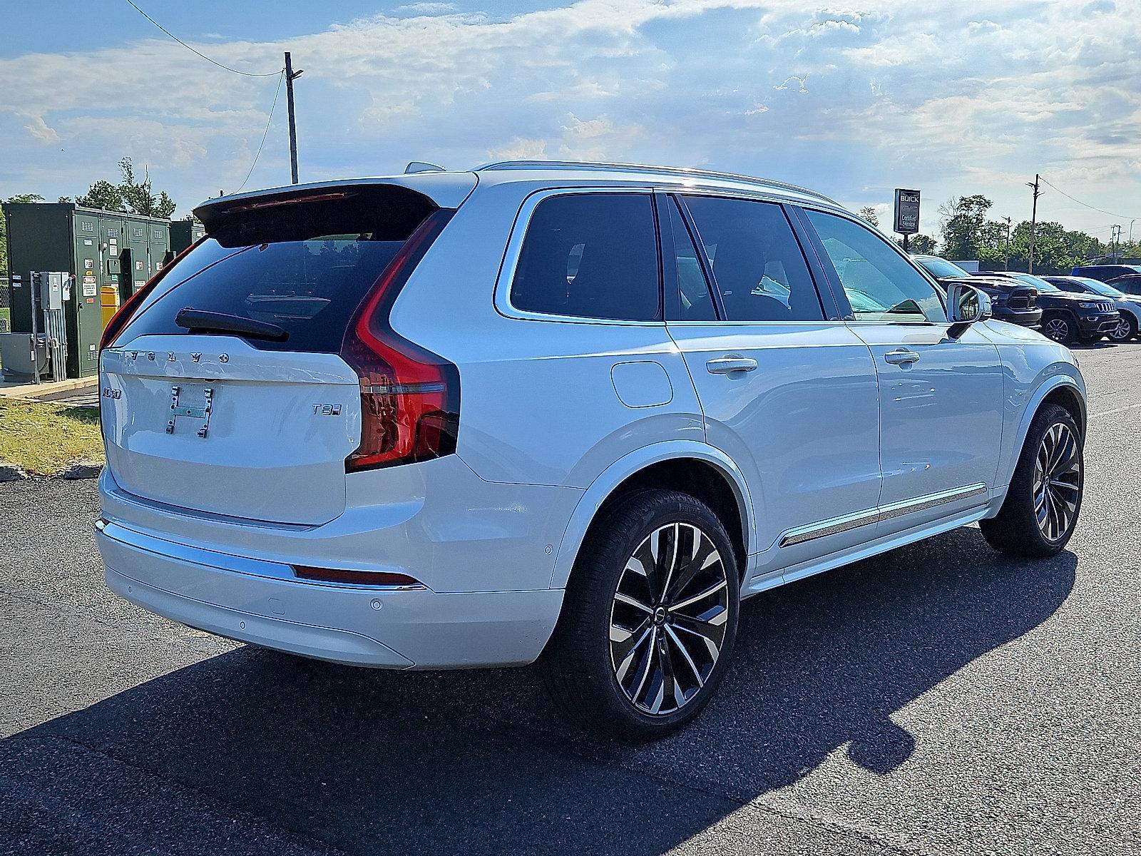 2025 Volvo XC90 Plug-In Hybrid Vehicle Photo in Trevose, PA 19053