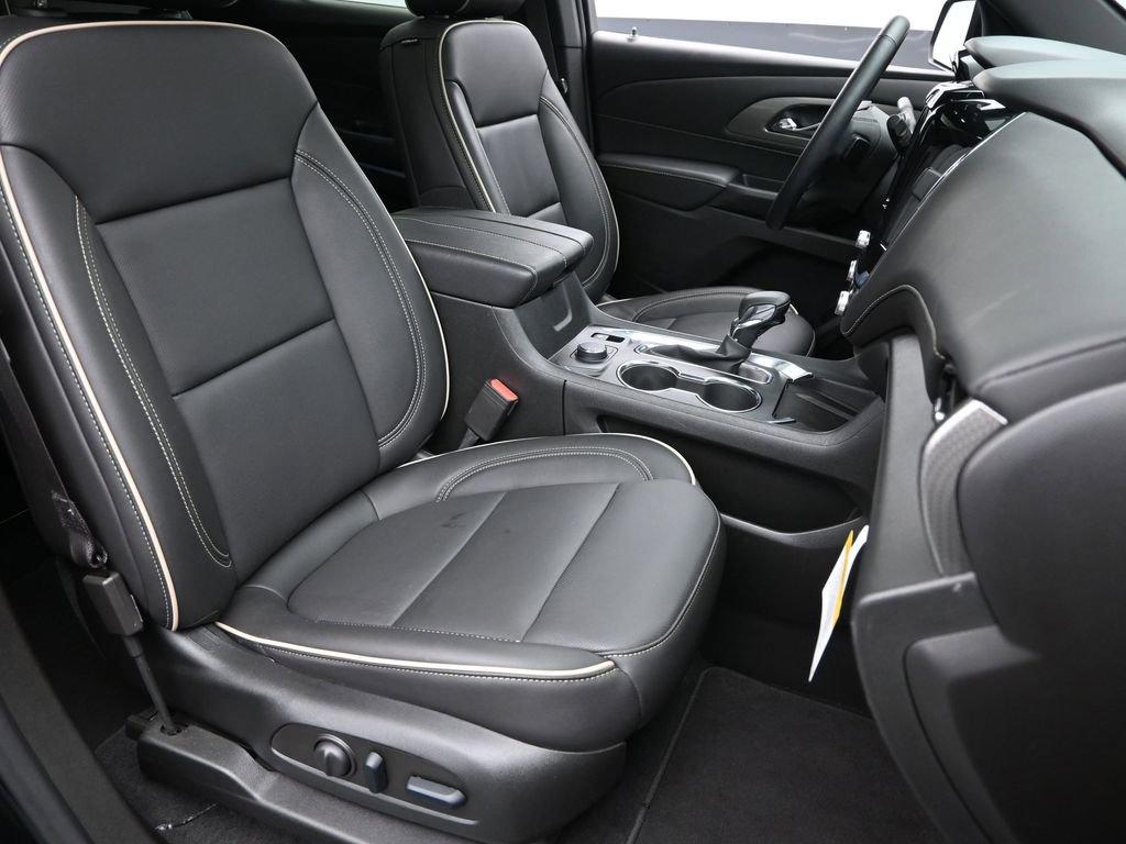 2023 Chevrolet Traverse Vehicle Photo in Cedar Rapids, IA 52402