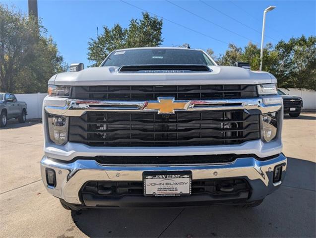 2025 Chevrolet Silverado 3500 HD Vehicle Photo in ENGLEWOOD, CO 80113-6708