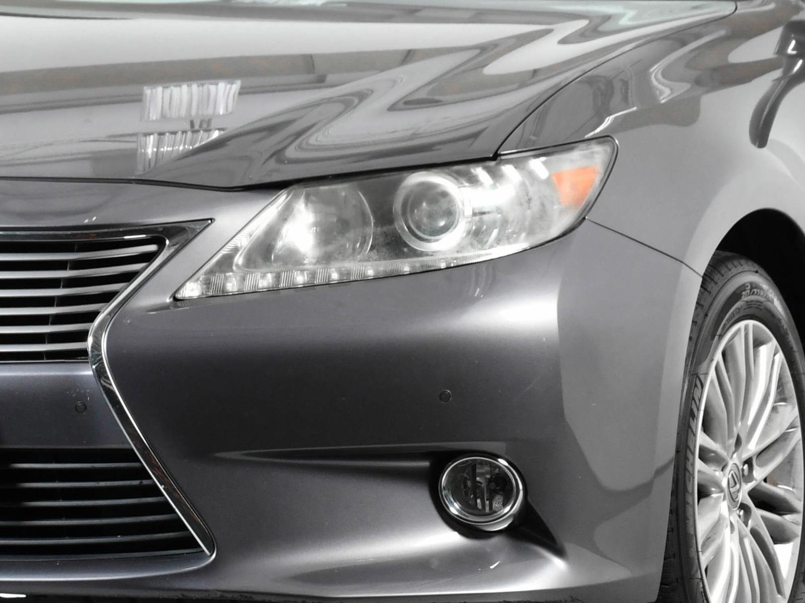 2013 Lexus ES 350 Vehicle Photo in DALLAS, TX 75235