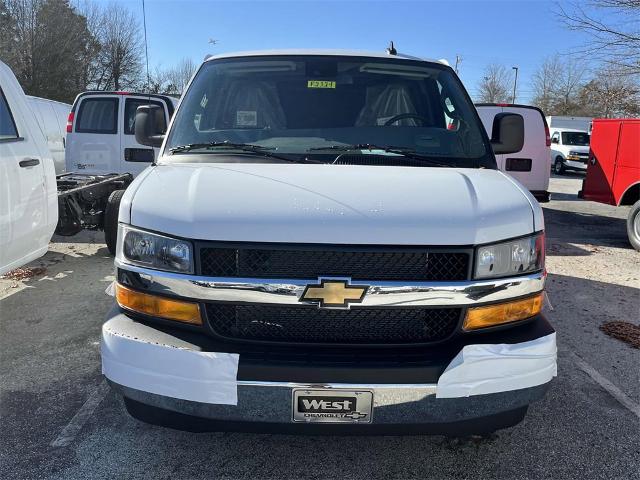 2025 Chevrolet Express Cargo 2500 Vehicle Photo in ALCOA, TN 37701-3235