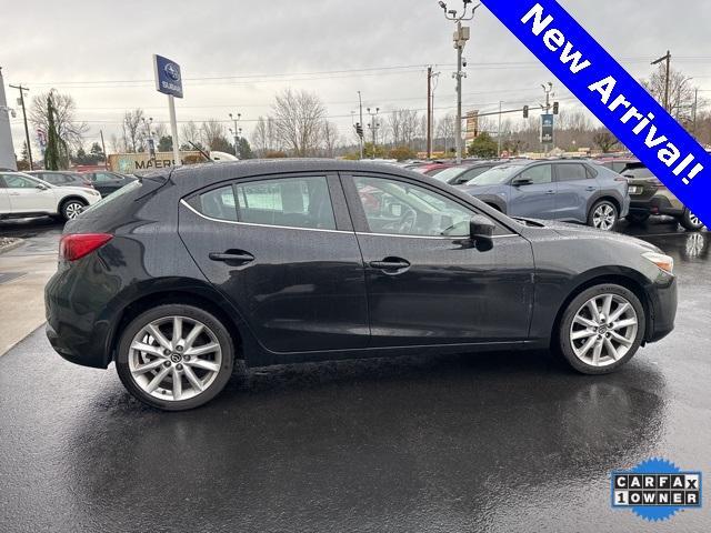 2017 Mazda Mazda3 5-Door Vehicle Photo in Puyallup, WA 98371