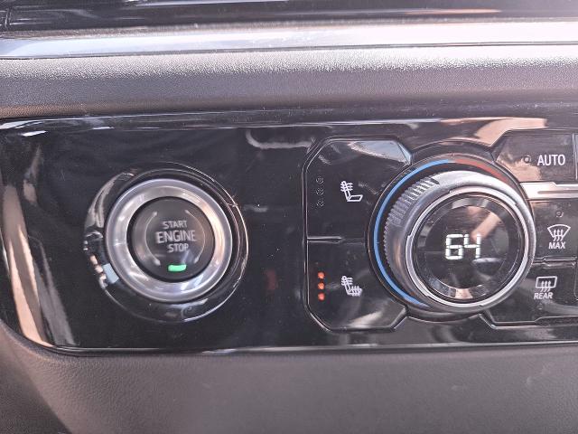 2023 Chevrolet Silverado 1500 Vehicle Photo in NEDERLAND, TX 77627-8017