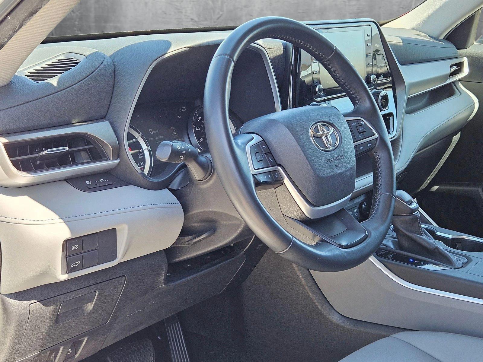 2022 Toyota Highlander Vehicle Photo in AUSTIN, TX 78759-4154