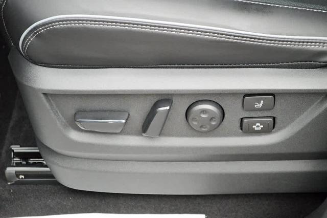 2025 INFINITI QX80 Vehicle Photo in Houston, TX 77090