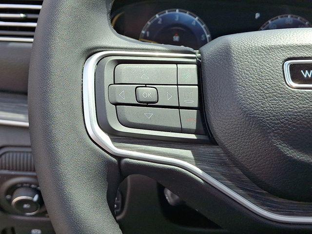 2024 Jeep Wagoneer L Vehicle Photo in DANBURY, CT 06810-5034
