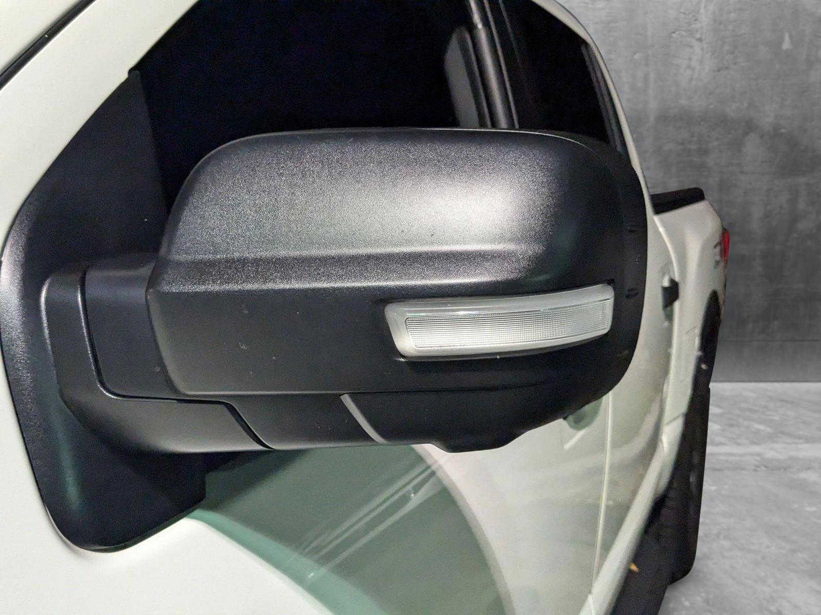 2024 Nissan Titan Vehicle Photo in Miami, FL 33135