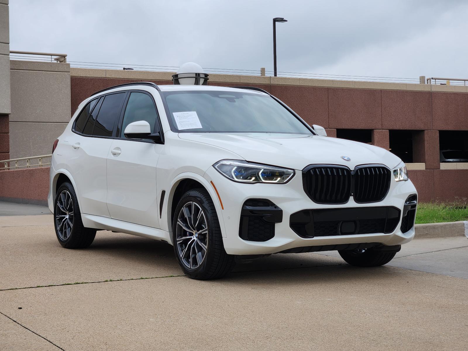 2023 BMW X5 M50i Vehicle Photo in PLANO, TX 75024