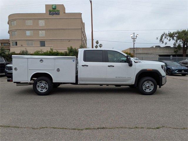 2024 GMC Sierra 2500 HD Vehicle Photo in PASADENA, CA 91107-3803