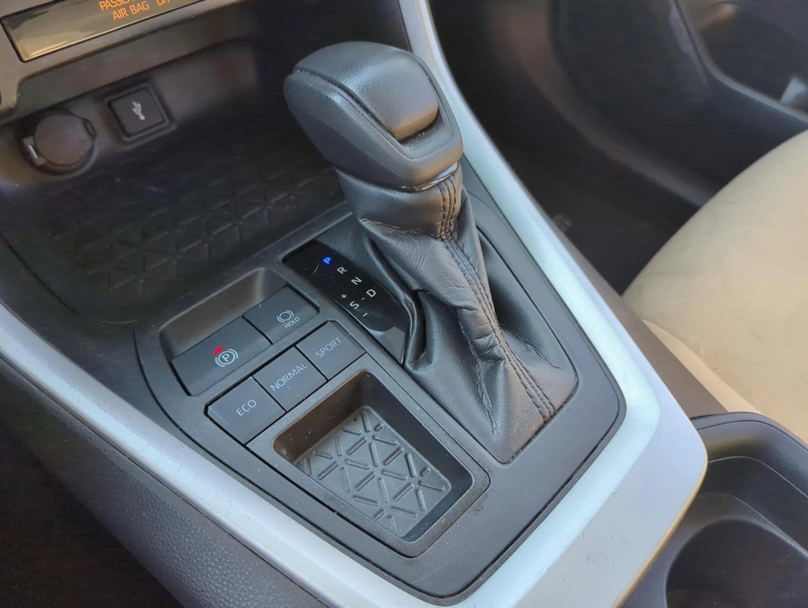 2021 Toyota RAV4 Vehicle Photo in Ft. Myers, FL 33907