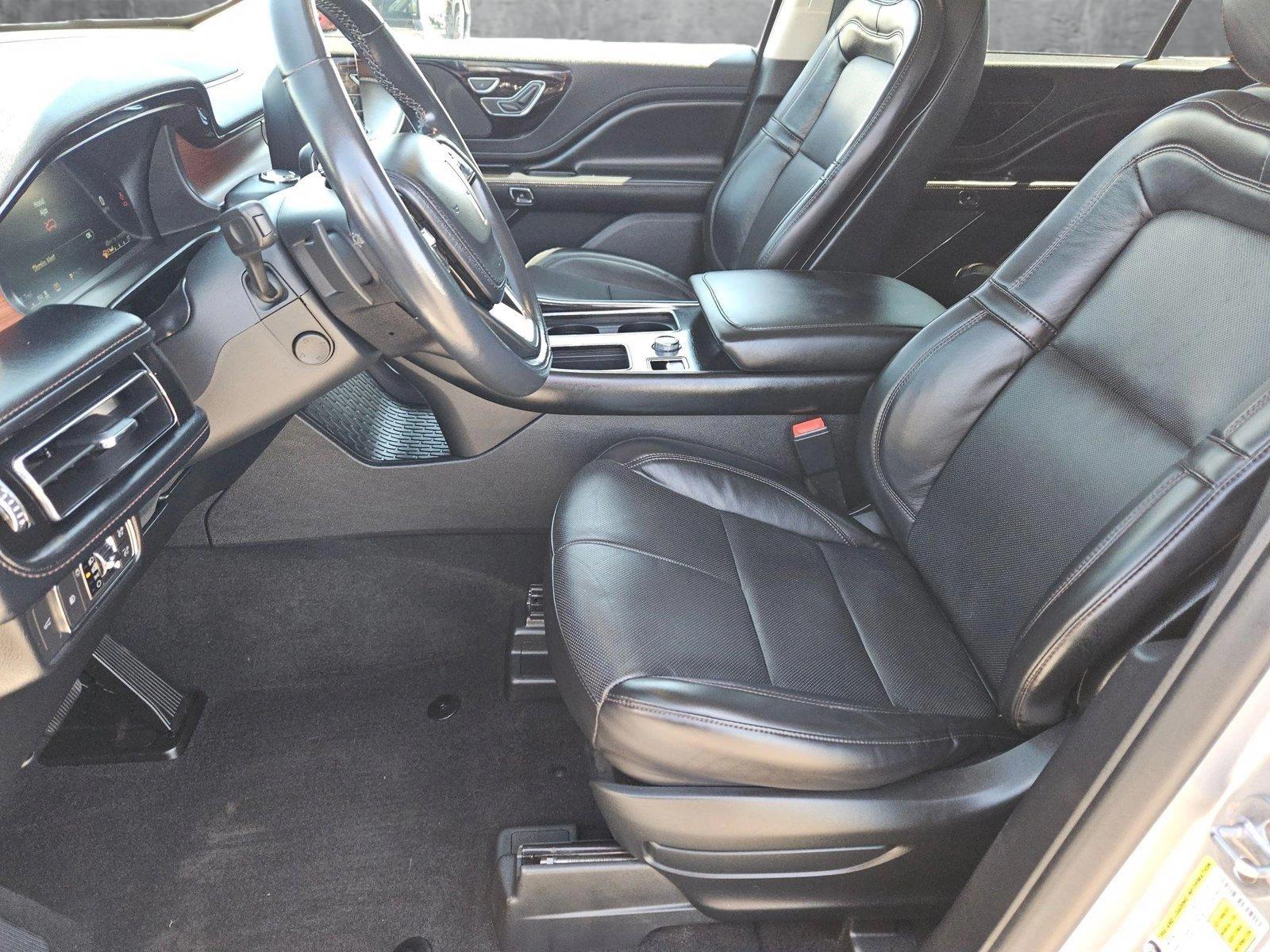 2020 Lincoln Aviator Vehicle Photo in MESA, AZ 85206-4395