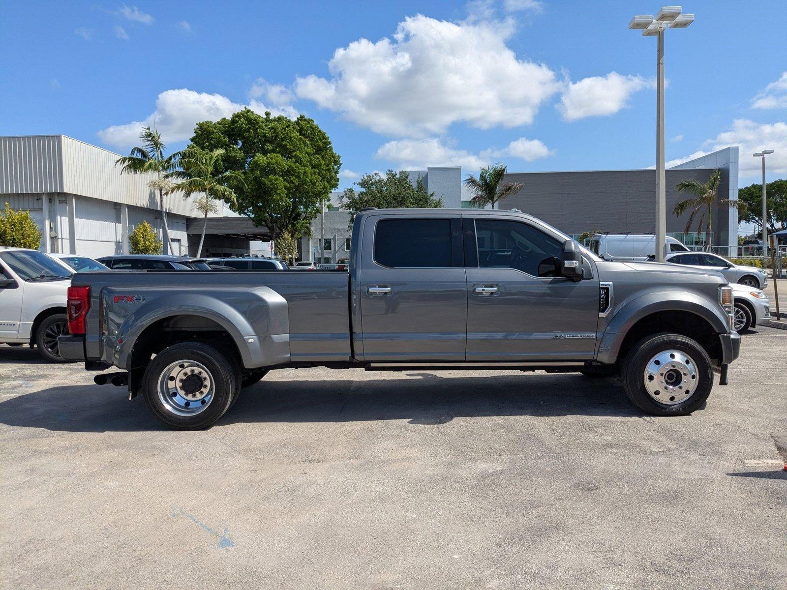 2021 Ford Super Duty F-450 DRW Vehicle Photo in Miami, FL 33015