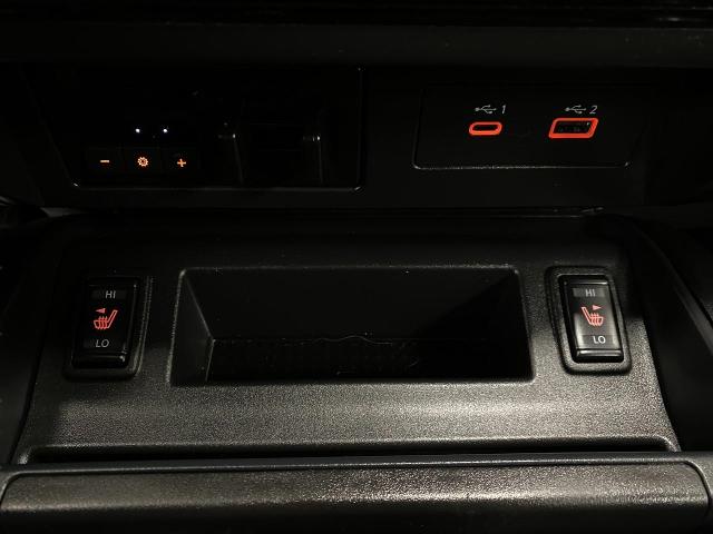 2023 Nissan Titan Vehicle Photo in Appleton, WI 54913