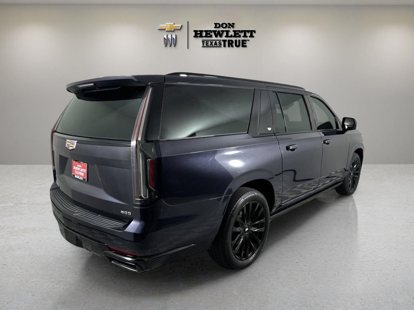 2022 Cadillac Escalade ESV Vehicle Photo in GEORGETOWN, TX 78626-7508