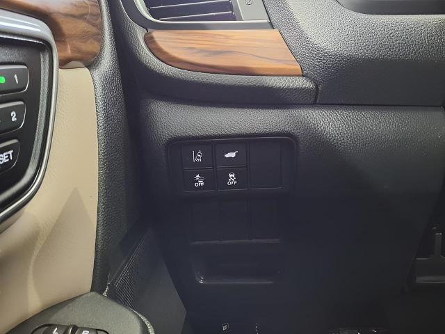2018 Honda CR-V Vehicle Photo in Oshkosh, WI 54904