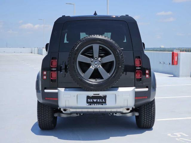 2025 Defender Vehicle Photo in AUSTIN, TX 78717