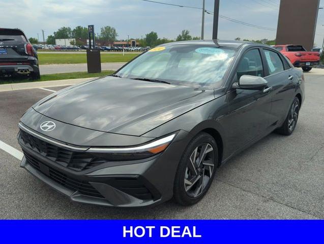 2024 Hyundai ELANTRA Vehicle Photo in Merrillville, IN 46410