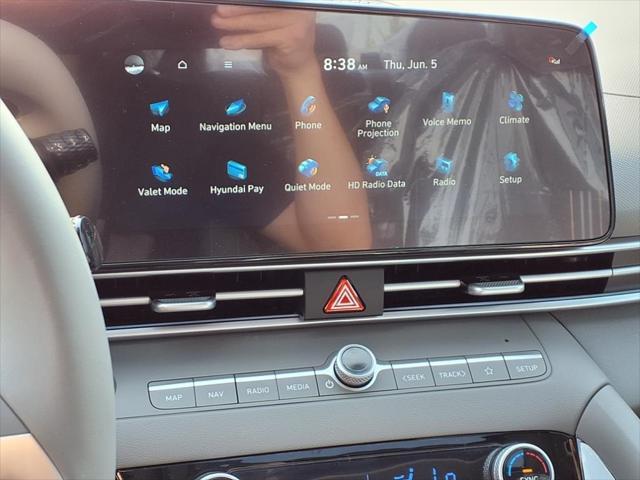 2025 Hyundai ELANTRA Vehicle Photo in Peoria, IL 61615