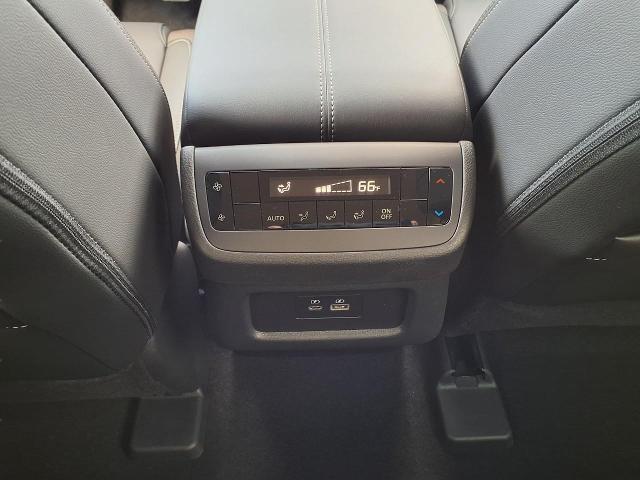 2025 Nissan Pathfinder Vehicle Photo in Appleton, WI 54913