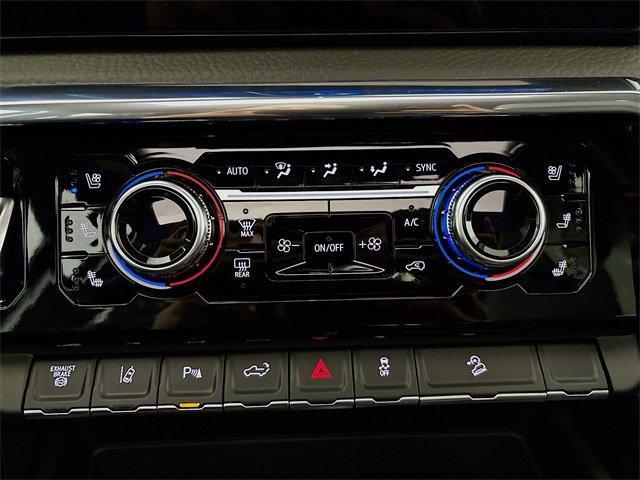 2025 GMC Sierra 2500 HD Vehicle Photo in PUYALLUP, WA 98371-4149