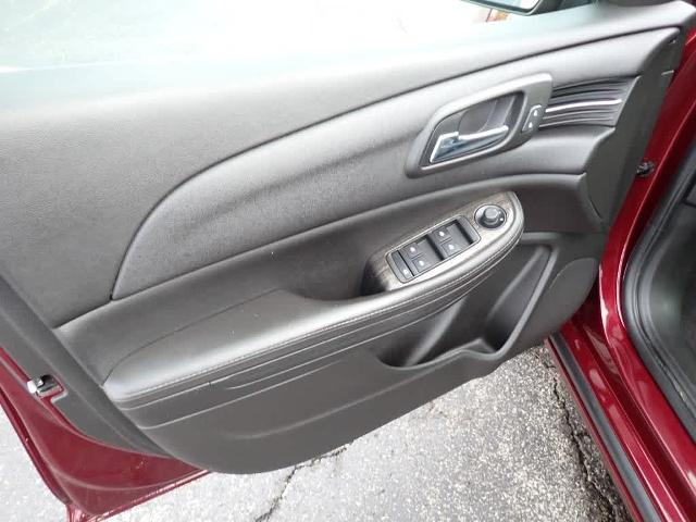 2015 Chevrolet Malibu Vehicle Photo in ZELIENOPLE, PA 16063-2910
