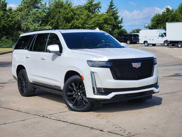 2023 Cadillac Escalade Vehicle Photo in DENTON, TX 76210-9321