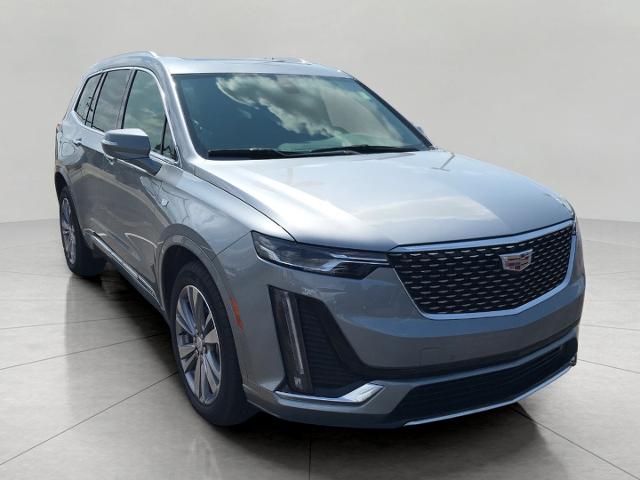 2025 Cadillac XT6 Vehicle Photo in GREEN BAY, WI 54303-3330