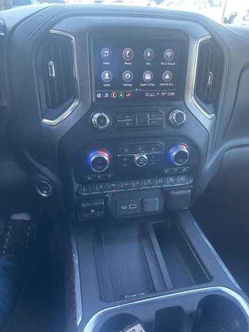 2022 GMC Sierra 2500 HD Vehicle Photo in VENTURA, CA 93003-8585