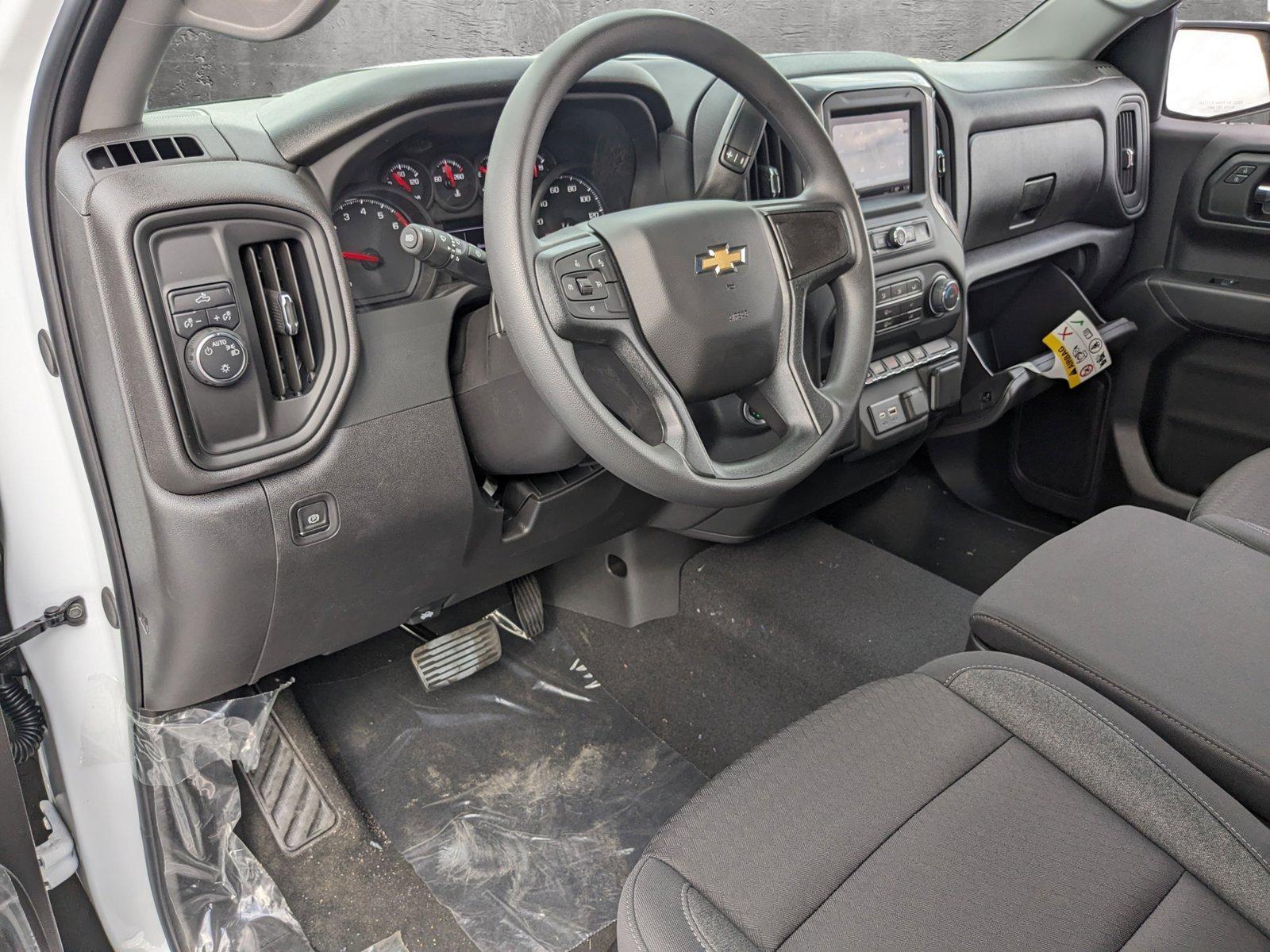 2024 Chevrolet Silverado 1500 Vehicle Photo in PEMBROKE PINES, FL 33024-6534