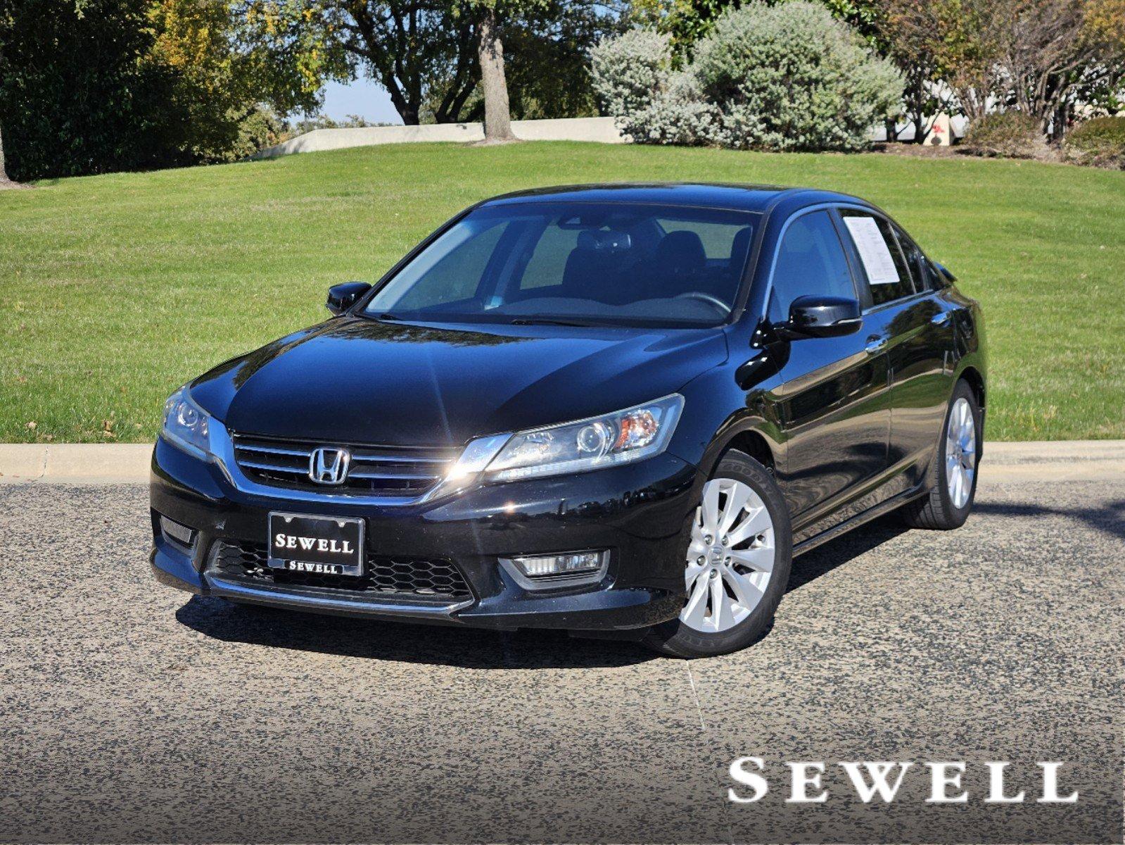 2015 Honda Accord Sedan Vehicle Photo in FORT WORTH, TX 76132