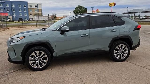 2020 Toyota RAV4 Vehicle Photo in San Angelo, TX 76901