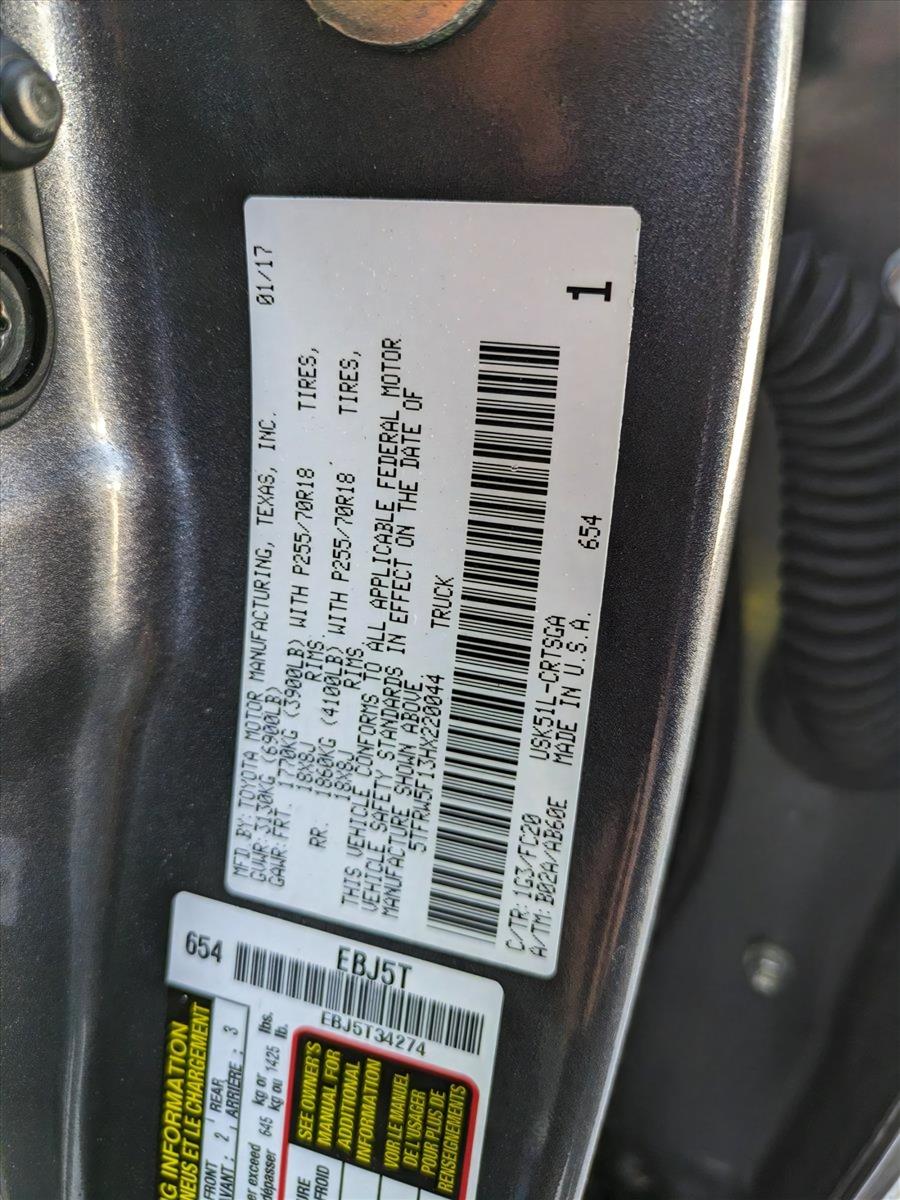 2017 Toyota Tundra 2WD Vehicle Photo in Bradenton, FL 34207